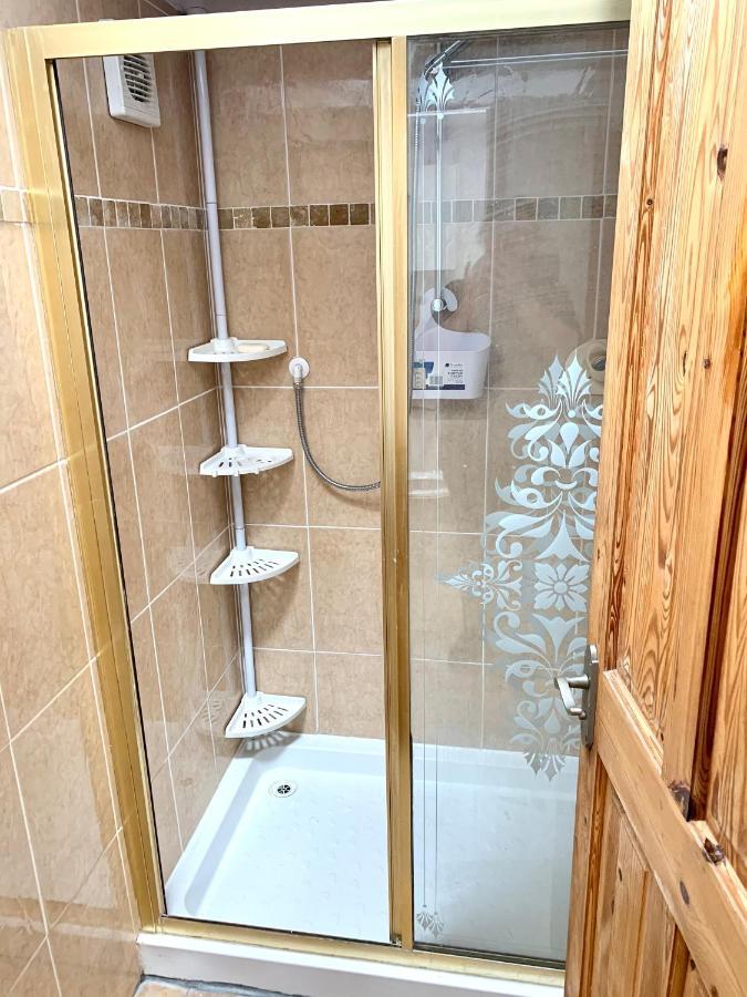 Barrs Court Beds Bed & Breakfast Warmley Luaran gambar