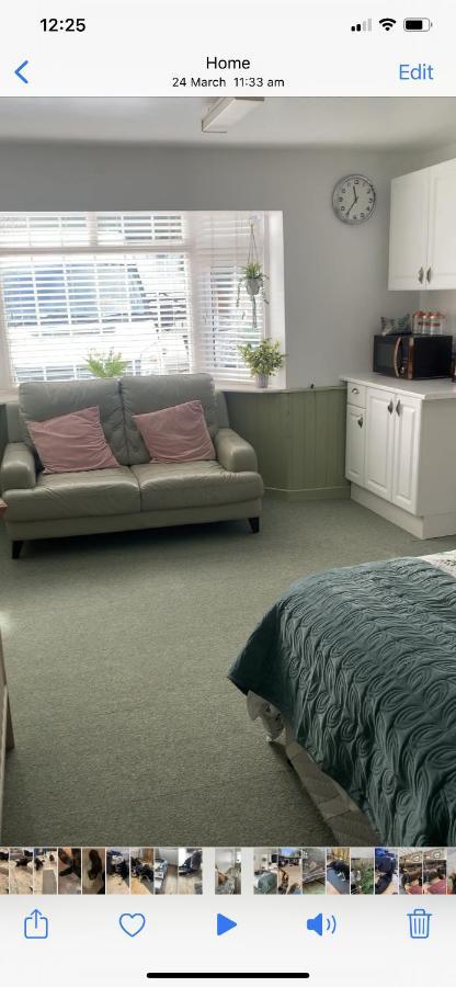 Barrs Court Beds Bed & Breakfast Warmley Luaran gambar