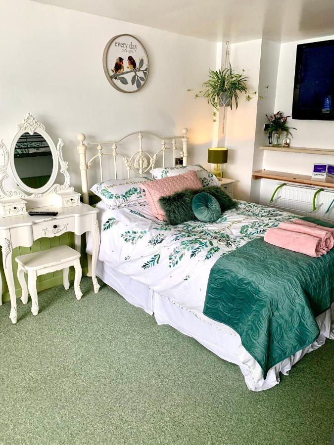 Barrs Court Beds Bed & Breakfast Warmley Luaran gambar