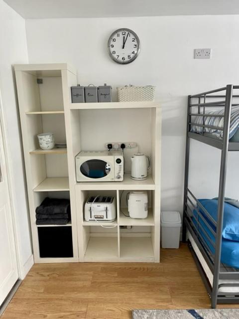 Barrs Court Beds Bed & Breakfast Warmley Luaran gambar